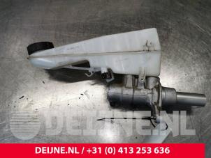 Citroen Jumpy Master cylinder O168120 photo 2