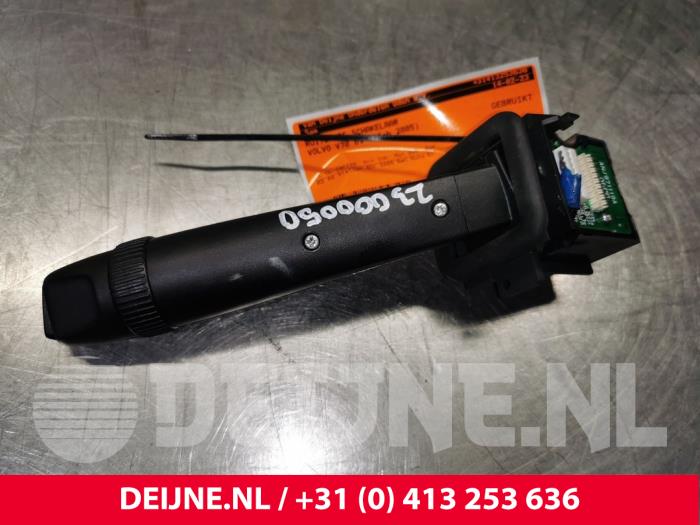 Volvo V70 Ruitenwis Schakelaar O168168