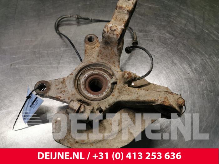 Citroen Jumpy Fusee rechts-voor O168318