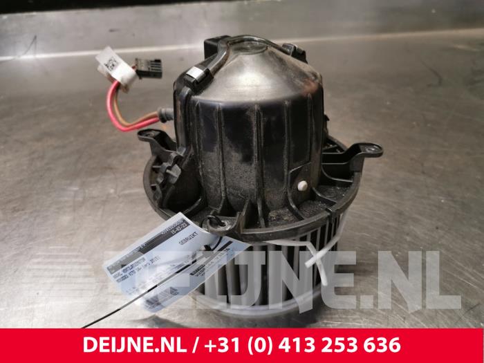 Mercedes Vito Kachel Ventilatiemotor O168323