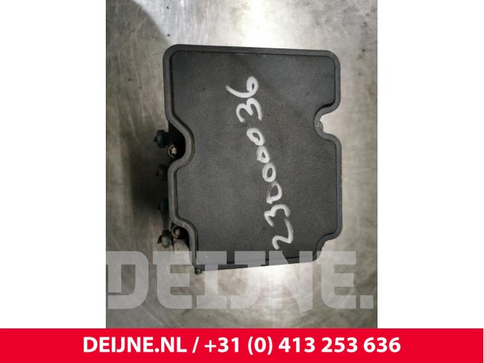 Gebruikte ABS Pomp Mercedes Vito (447.6) 2.2 114 CDI 16V Prijs € 302,50 Inclusief btw aangeboden door van Deijne Onderdelen Uden B.V.