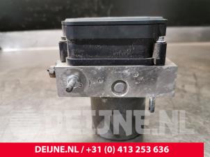 Mercedes Vito ABS pump O168328 photo 3
