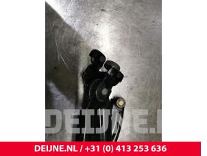 Opel Combo Sliding door roller, right O168343 photo 3