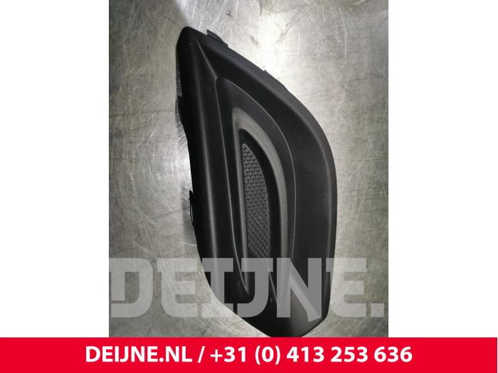Opel Corsa Bumper Rooster O168371