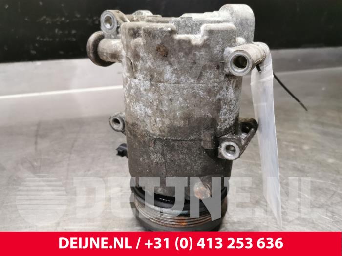 Gebruikte Aircopomp Volvo S40 (MS) 1.6 16V Prijs € 125,00 Margeregeling aangeboden door van Deijne Onderdelen Uden B.V.