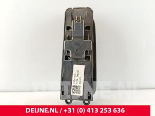 Volvo V60 Electric window switch O168922 photo 2