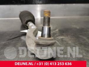 Mercedes Vito Spurstange rechts O168999 foto 3