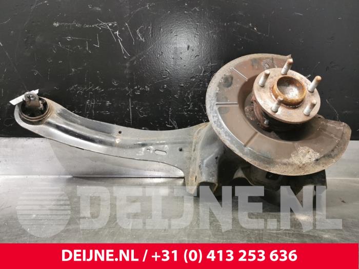 Volvo S40 Achsschenkel links hinten O169109