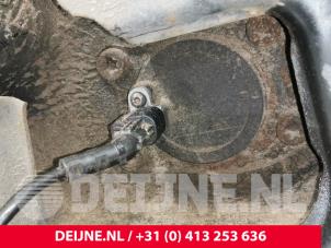 Volvo V40 Knuckle, rear right O169119 photo 3