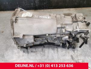 Volkswagen Crafter Versnellingsbak O169174 foto 2