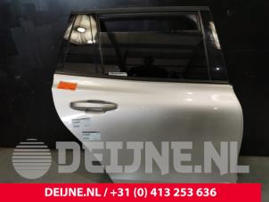 Gebruikte Deur 4Deurs rechts-achter Volvo V60 II (ZW) 2.0 D4 16V Prijs € 450,00 Margeregeling aangeboden door van Deijne Onderdelen Uden B.V.