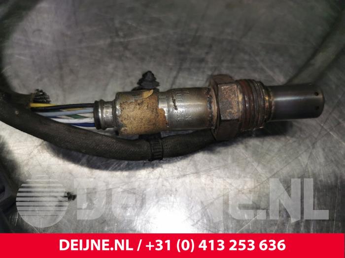 Lambda Sonde van een Volvo V60 II (ZW) 2.0 D4 16V 2019