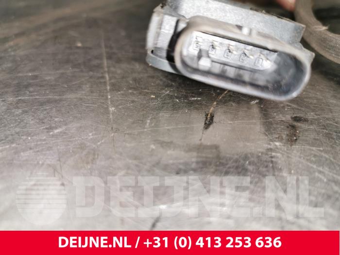 Lambda Sonde van een Volvo V60 II (ZW) 2.0 D4 16V 2019