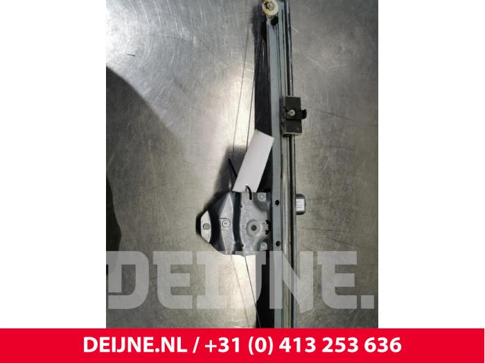 Opel Vivaro Ruitmechaniek 2Deurs links-voor O169395