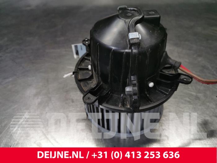 Mercedes Vito Kachel Ventilatiemotor O169426