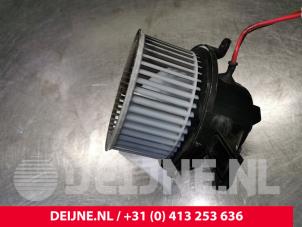 Mercedes Vito Heating and ventilation fan motor O169426 photo 4