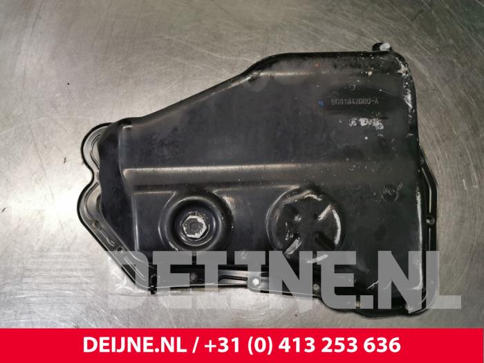 Carterpan van een Citroën Jumpy (G9) 2.0 HDiF 16V 125 2012