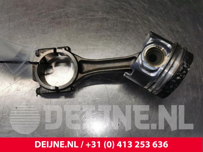Volkswagen Crafter Piston O169586