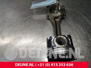 Volkswagen Crafter Kolben O169586 foto 3