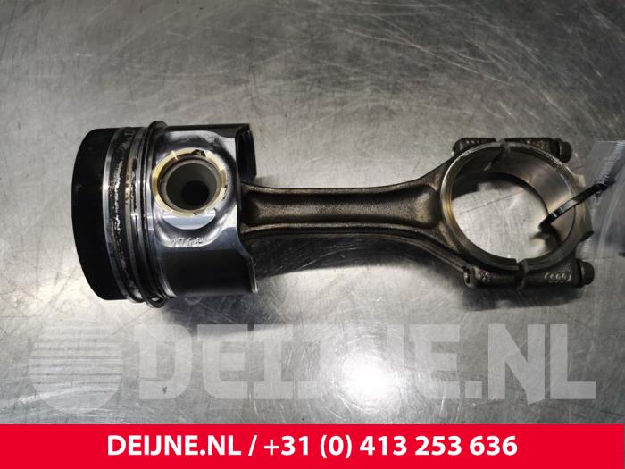 Volkswagen Crafter Piston O169588