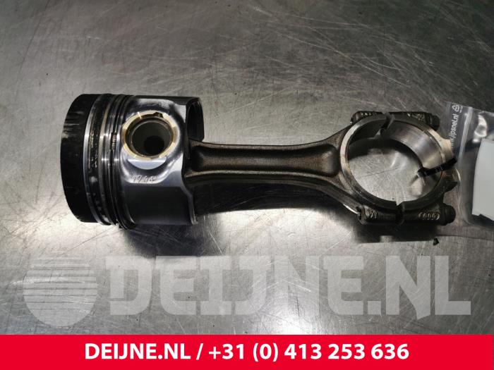 Volkswagen Crafter Piston O169589
