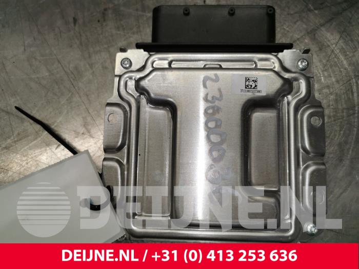 Gebruikte Adblue Computer Mercedes Vito (447.6) 2.2 114 CDI 16V Prijs € 121,00 Inclusief btw aangeboden door van Deijne Onderdelen Uden B.V.