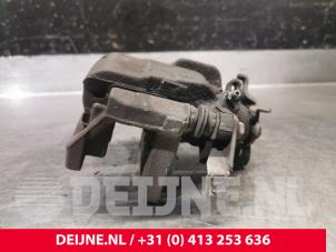 Volkswagen Transporter Rear brake calliper, right O169728 photo 2