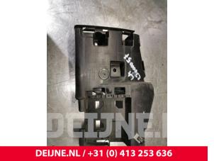 Volvo V60 Stoßstangenstütze links hinten O169737 foto 2