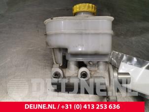 Iveco New Daily Hoofdremcilinder O169935 foto 3