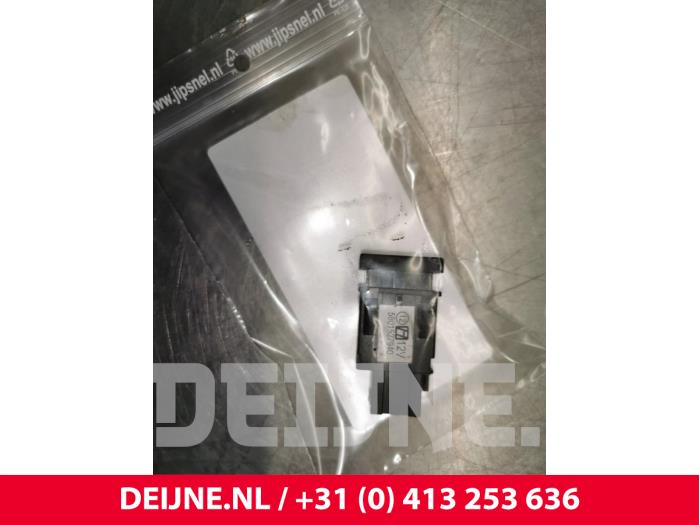 Iveco New Daily Spiegel Schalter O169940