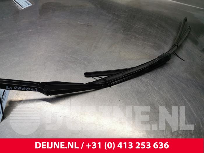 Iveco New Daily Wiper arm set O169941