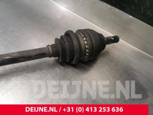 Opel Astra Front drive shaft, right O169947 photo 3