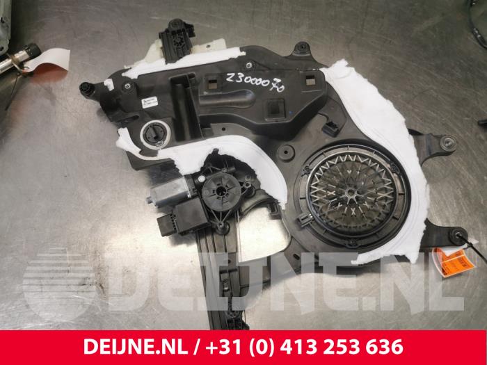 Citroen Berlingo Ruitmechaniek 2Deurs links-voor O170087