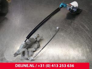 Gebruikte Deurslot Mechaniek 2Deurs links Citroen Berlingo 1.5 BlueHDi 100 Prijs € 84,70 Inclusief btw aangeboden door van Deijne Onderdelen Uden B.V.