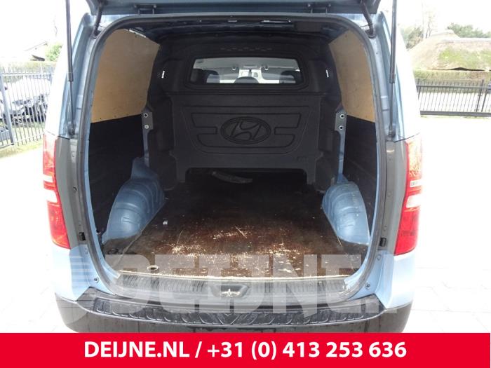 Hyundai H300 Binnenverlichting achter O170132