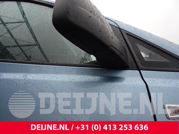 Hyundai H300 Driehoeks Ruit rechts-voor O170142
