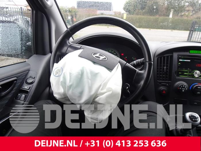 Hyundai H300 Steering wheel O170169