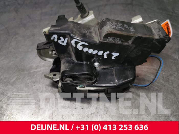 Mercedes Vito Deurslot Mechaniek 2Deurs rechts O170256