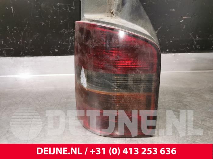 Volkswagen Transporter Achterlicht links O170295
