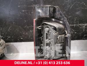 Volkswagen Transporter Rücklicht rechts O170296 foto 2