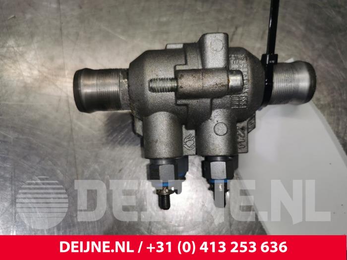 Gebruikte Waterpijp Renault Trafic (1FL/2FL/3FL/4FL) 2.0 dCi 16V 145 Prijs € 72,60 Inclusief btw aangeboden door van Deijne Onderdelen Uden B.V.