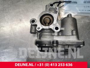 Renault Trafic EGR valve O170378 photo 2