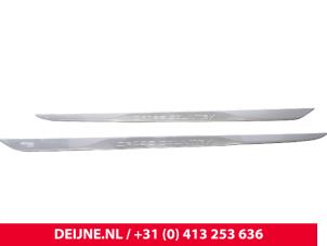 Volvo XC70 Sideskirt left+right O170495 photo 2