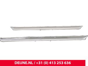 Volvo XC70 Sideskirt left+right O170495 photo 3