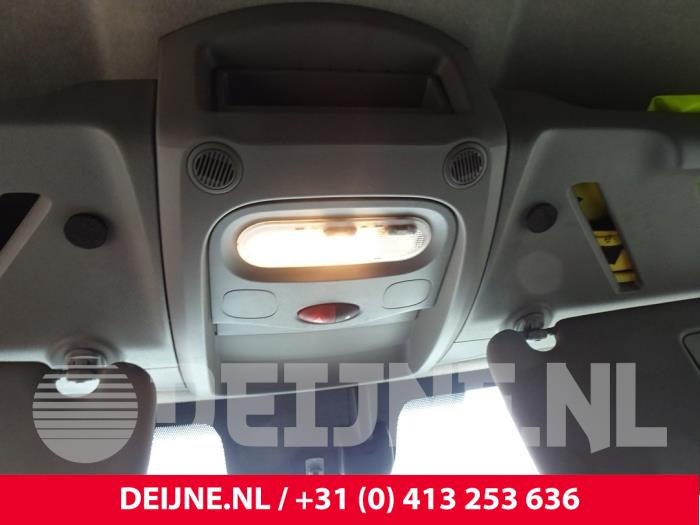 Opel Movano Interior lighting, front O170519