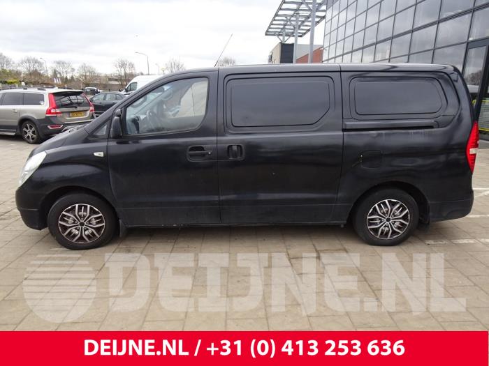 Hyundai H300 Schiebetür links O170749