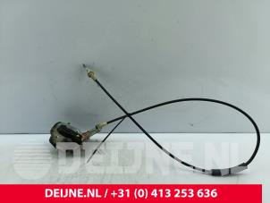 Hyundai H300 Schiebetür Schließmechanik rechts O170771 foto 3