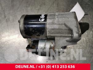 Opel Vivaro Starter O170833 photo 2
