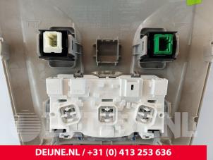 Toyota Pro-Ace City Innenbeleuchtung vorne O170881 foto 3