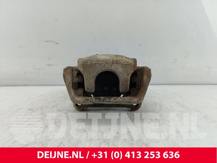 Toyota Pro-Ace City Remklauw (Tang) links-achter O170896